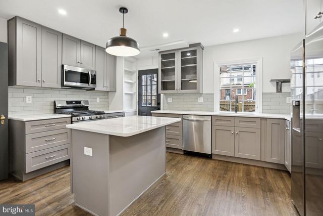 323 34TH ST NE, Washington, DC 20019