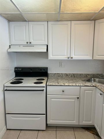 4550 NW 9th Street 606E, Miami, FL 33126