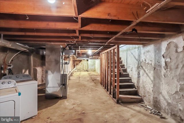 810 N PRESTON ST, Philadelphia, PA 19104