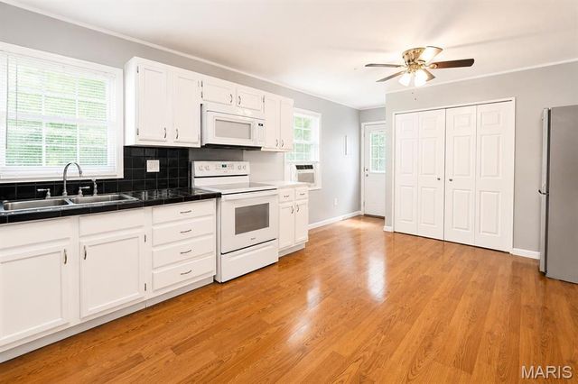 122 Lynn Street, Lebanon, IL 62254