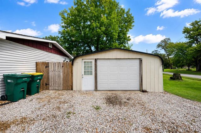 122 Lynn Street, Lebanon, IL 62254