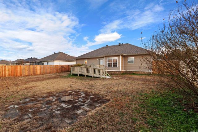 23 Moonridge Drive, Ward, AR 72176