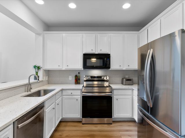 3106 Bedford Road, Bedford, TX 76021
