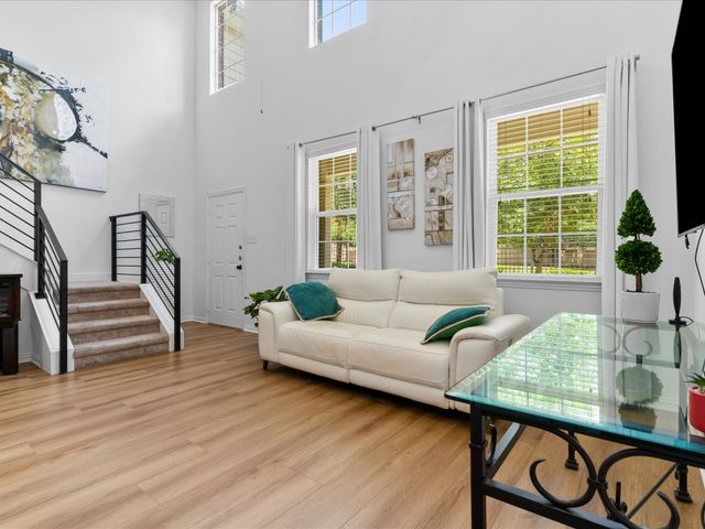 3106 Bedford Road, Bedford, TX 76021
