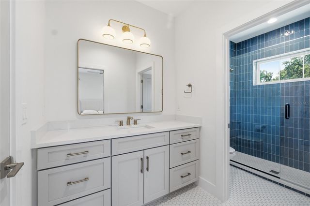 3001 S OSCEOLA AVENUE, Orlando, FL 32806