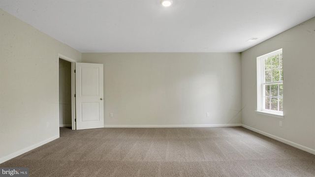 15 BOBSTAY RD, Barnegat, NJ 08005