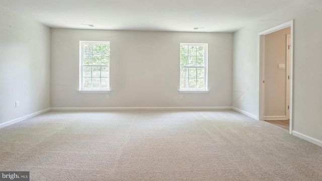 15 BOBSTAY RD, Barnegat, NJ 08005