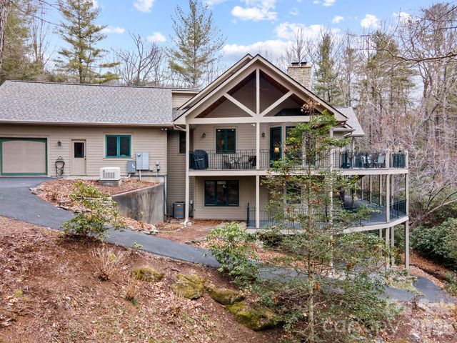 175 Overlook Drive, Flat Rock, NC 28731