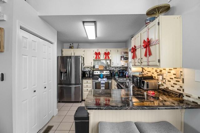 24 Alpine Pass, London, KY 40741