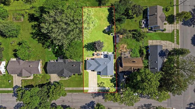 1019 REDWOOD DRIVE, Green Bay, WI 54304
