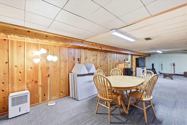 1019 REDWOOD DRIVE, Green Bay, WI 54304