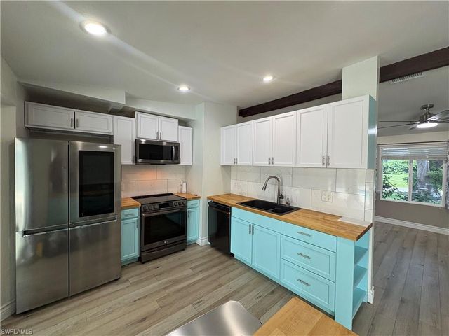 2734 NW 5th ST, Cape Coral, FL 33993