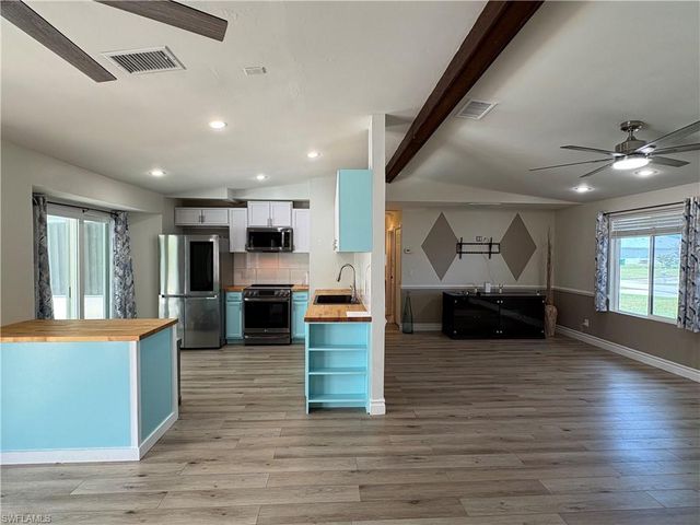 2734 NW 5th ST, Cape Coral, FL 33993