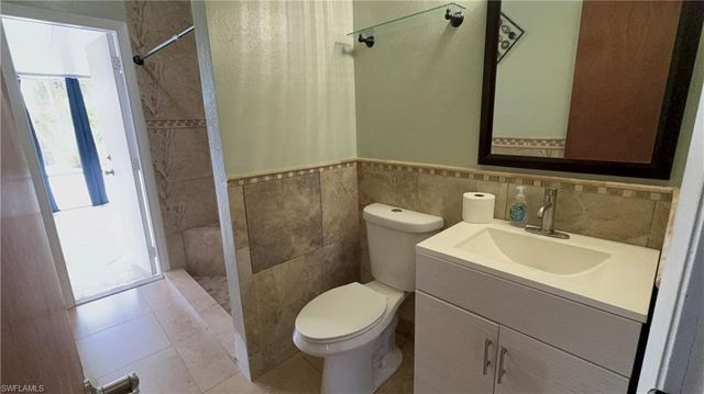 2734 NW 5th ST, Cape Coral, FL 33993