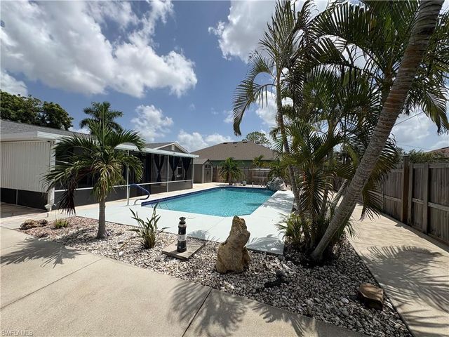 2734 NW 5th ST, Cape Coral, FL 33993