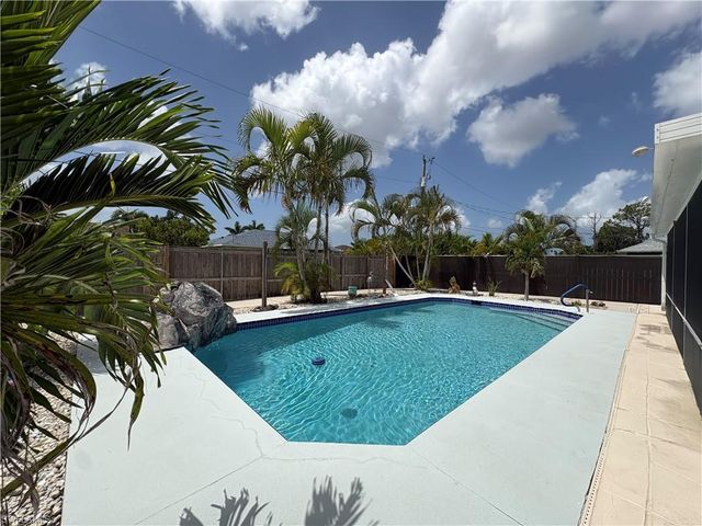 2734 NW 5th ST, Cape Coral, FL 33993