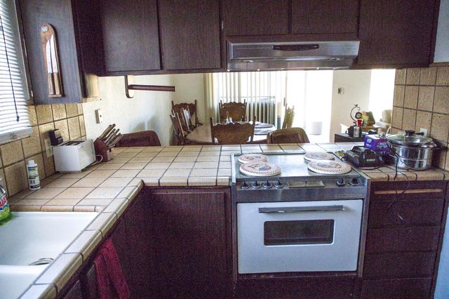 18998 N Lockewood Ln, Lockeford, CA 95237