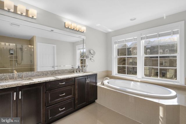 606 CROWN PARK AVE, Gaithersburg, MD 20878