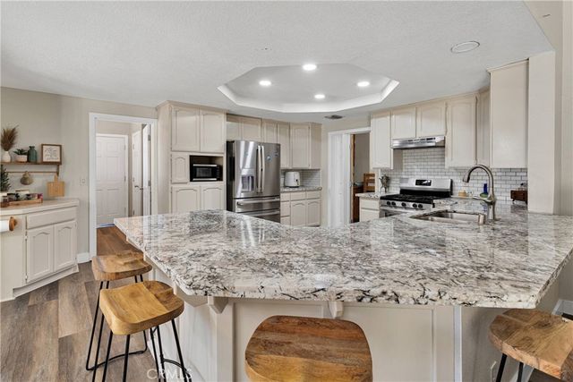 10325 Sheep Creek Road, Phelan, CA 92371