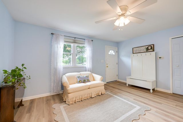 2054 Decker Court, Columbus, OH 43235