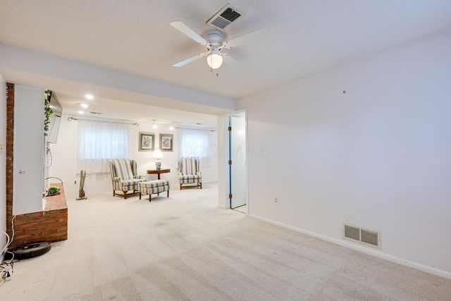 2054 Decker Court, Columbus, OH 43235