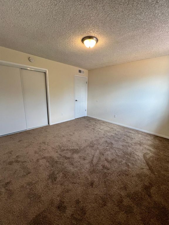 Image 10 of property listing at 4313 N Emerson Avenue # 202, Fresno, CA 93705