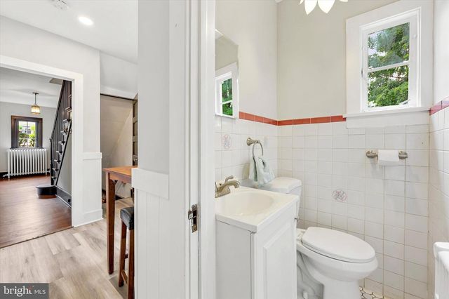 30 BARTRAM AVE, Mount Holly, NJ 08060