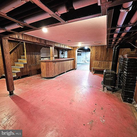 30 BARTRAM AVE, Mount Holly, NJ 08060