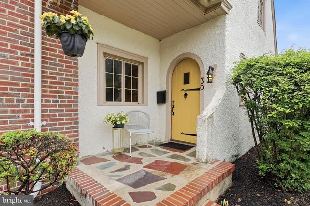 30 BARTRAM AVE, Mount Holly, NJ 08060