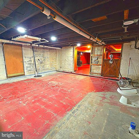 30 BARTRAM AVE, Mount Holly, NJ 08060