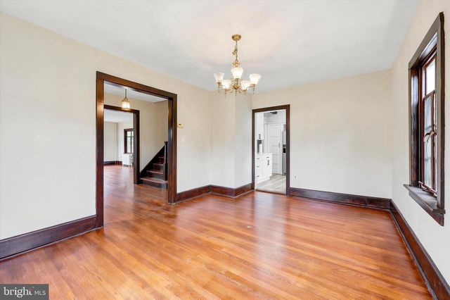 30 BARTRAM AVE, Mount Holly, NJ 08060