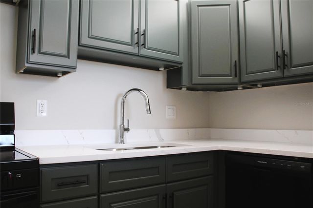 7560 BAY ISLAND DRIVE S 149, South Pasadena, FL 33707