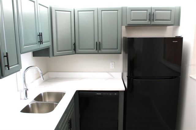 7560 BAY ISLAND DRIVE S 149, South Pasadena, FL 33707