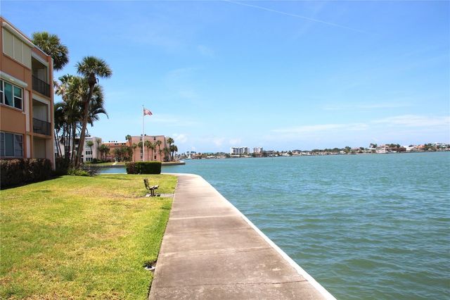 7560 BAY ISLAND DRIVE S 149, South Pasadena, FL 33707
