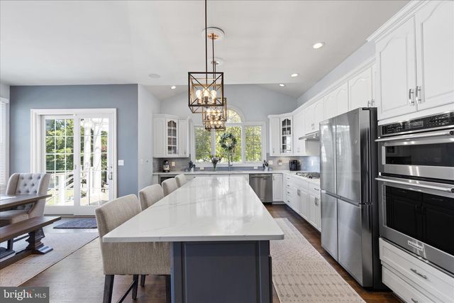 20014 BELMONT STATION DR, Ashburn, VA 20147