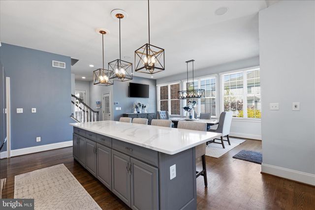 20014 BELMONT STATION DR, Ashburn, VA 20147