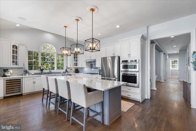 20014 BELMONT STATION DR, Ashburn, VA 20147