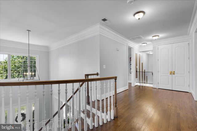 20014 BELMONT STATION DR, Ashburn, VA 20147