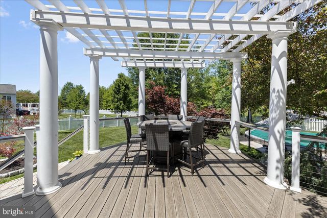 20014 BELMONT STATION DR, Ashburn, VA 20147