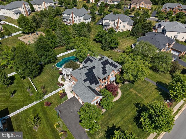 20014 BELMONT STATION DR, Ashburn, VA 20147