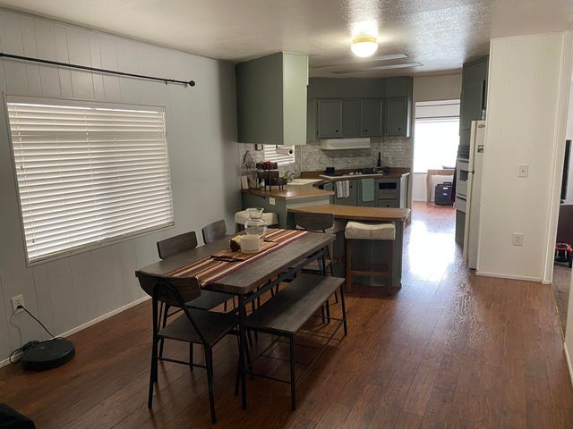 5505 W Tulare Ave 379, Visalia, CA 93277