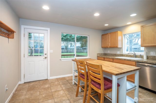 407 18th Street SW, Puyallup, WA 98371