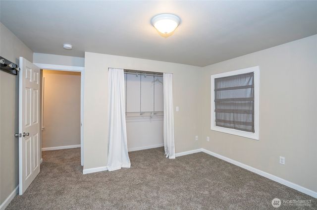 407 18th Street SW, Puyallup, WA 98371