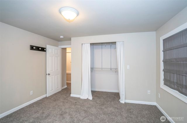 407 18th Street SW, Puyallup, WA 98371