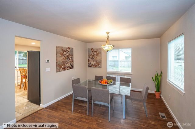 407 18th Street SW, Puyallup, WA 98371