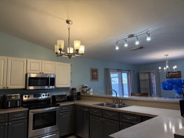 2585 SW Cameo Boulevard, Port St Lucie, FL 34953