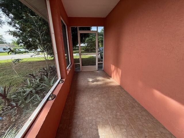 2585 SW Cameo Boulevard, Port St Lucie, FL 34953