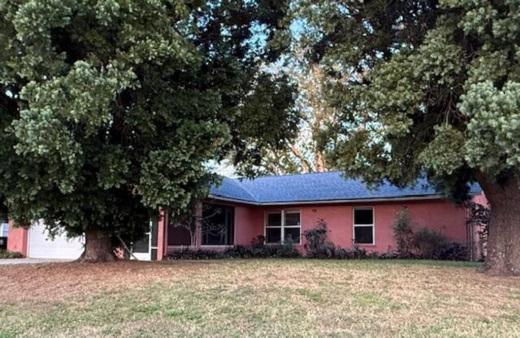 2585 SW Cameo Boulevard, Port St Lucie, FL 34953