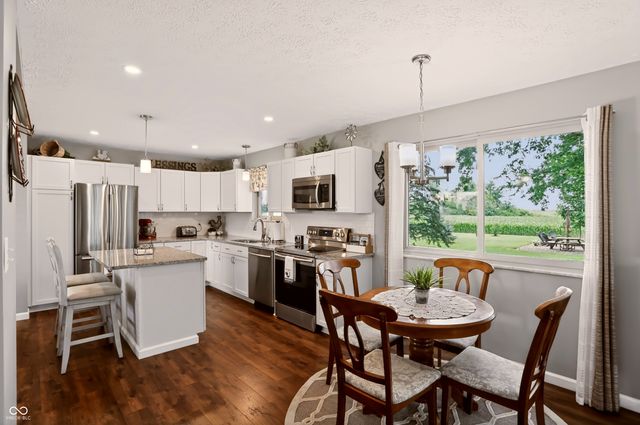 5216 S 600 W, New Palestine, IN 46163