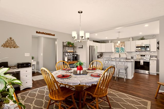 5216 S 600 W, New Palestine, IN 46163
